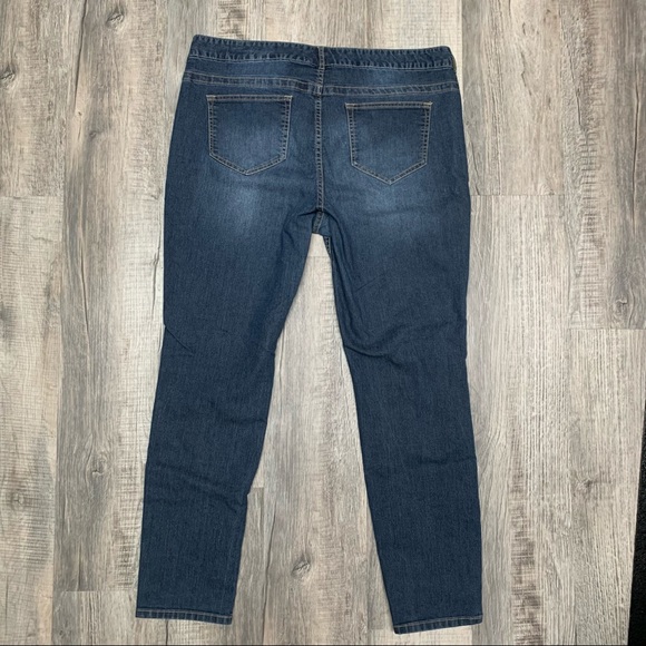 Maurices Skinny Jeans size 20 Reg - Picture 2 of 9